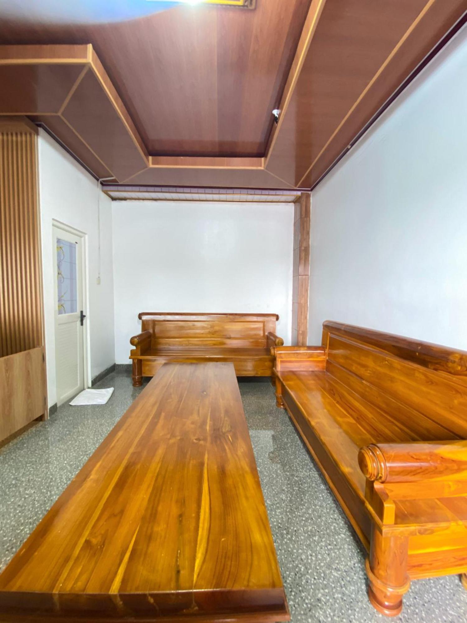 Hotel Wijaya Family 2 Kalasan Экстерьер фото