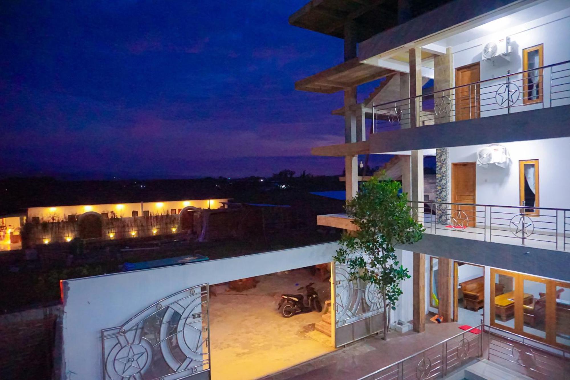 Hotel Wijaya Family 2 Kalasan Экстерьер фото